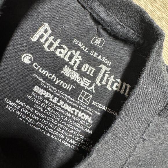 Attack On Titan Final Season Graphic Tee Shirt Black Adult M Crewneck Short Slv - Picture 2 of 4